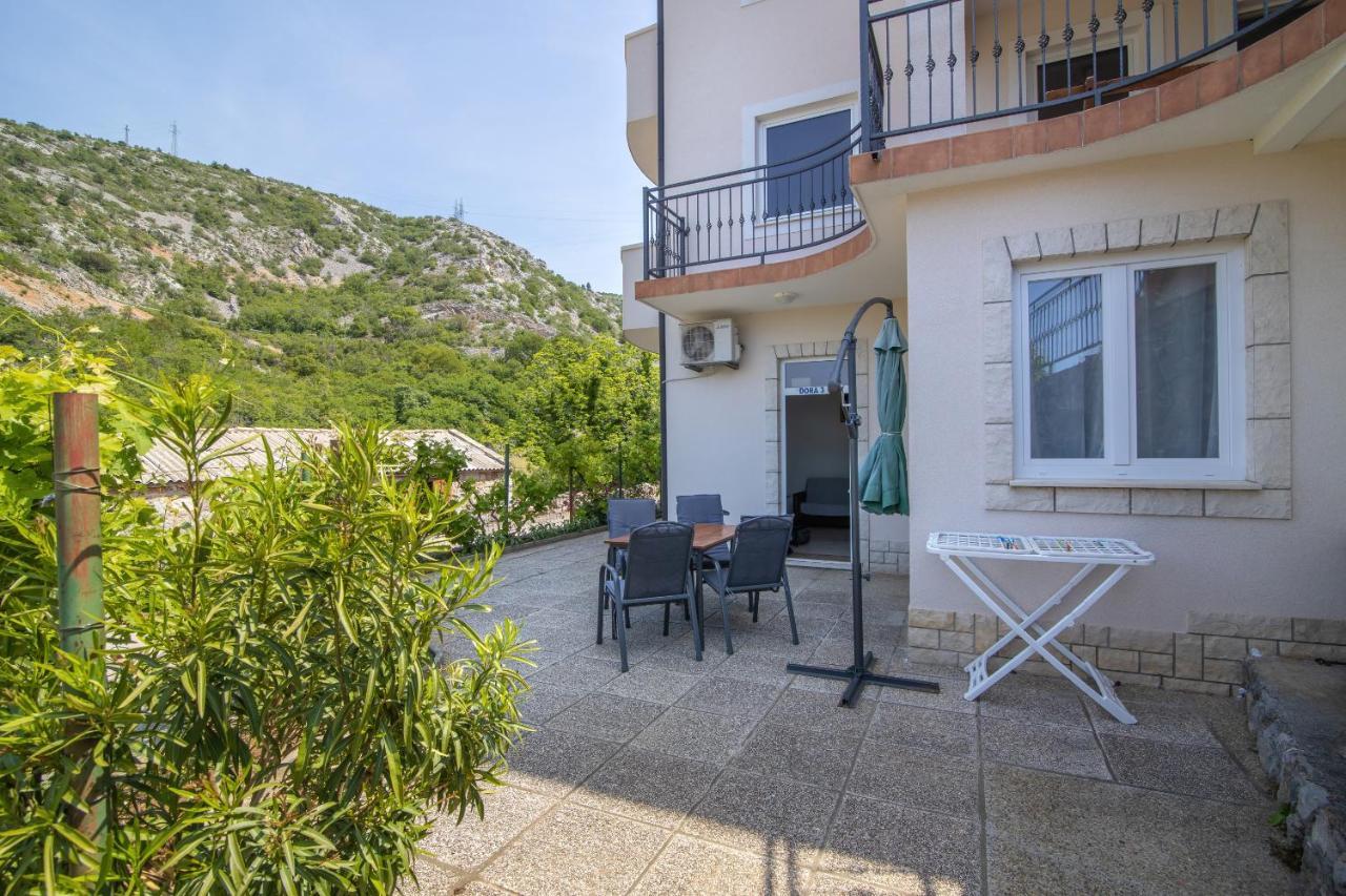Dora Apartment Senj  Buitenkant foto