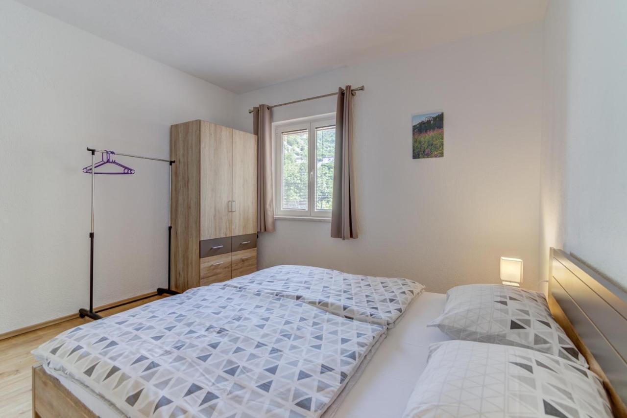 Dora Apartment Senj  Buitenkant foto
