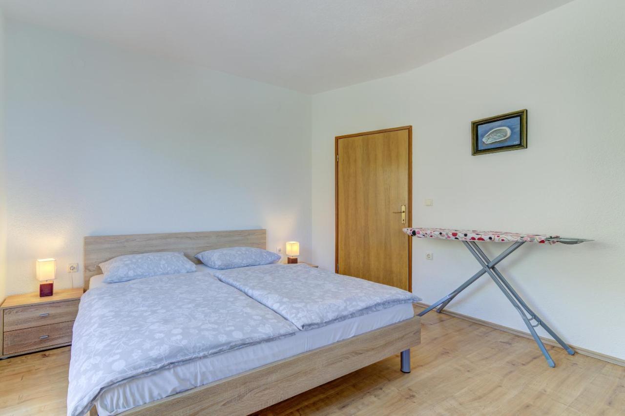 Dora Apartment Senj  Buitenkant foto