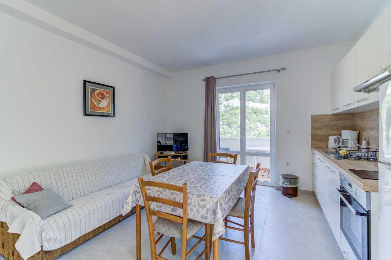 Dora Apartment Senj  Buitenkant foto