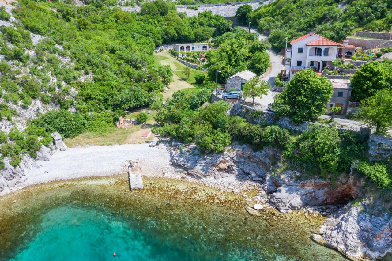Dora Apartment Senj  Buitenkant foto
